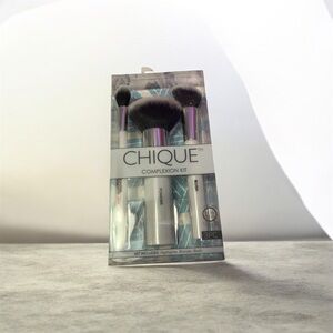 Complexion Kit Makeup Brushes